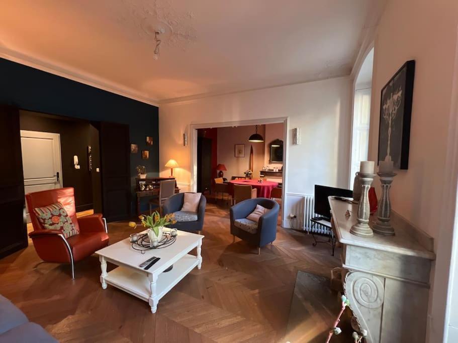 Coeur De Ville, Garage Prive Et Gratuit Avec Terrasse ! Cahors Ngoại thất bức ảnh