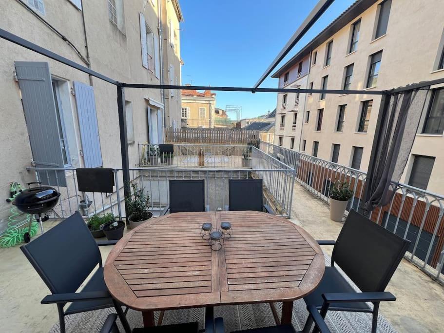 Coeur De Ville, Garage Prive Et Gratuit Avec Terrasse ! Cahors Ngoại thất bức ảnh